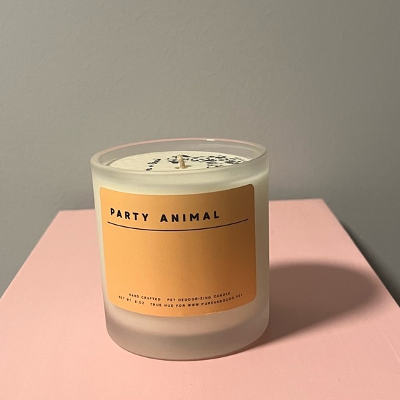 Pure + Good Pet Party Animal Soy Wax Candle Brand New Pet Dog - Picture 4 of 5